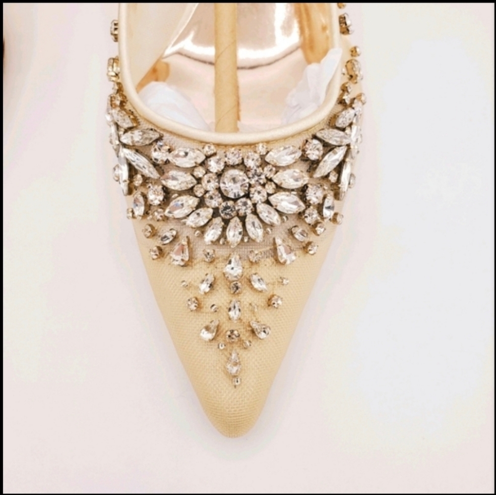 Badgley Mischka Onyx pumps, Ivory, NIB - Picture 6 of 8